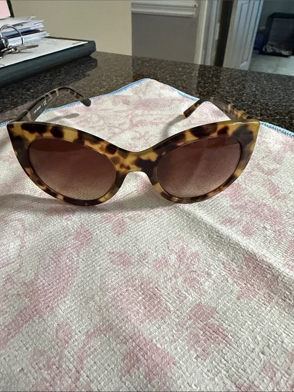 Tory Burch Tortoiseshell Cat-Eye Sunglasses - Brown Lenses